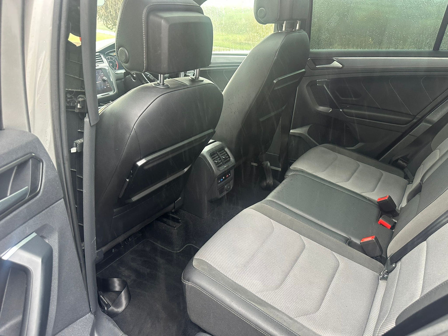 2017 Volkswagen Tiguan R Line