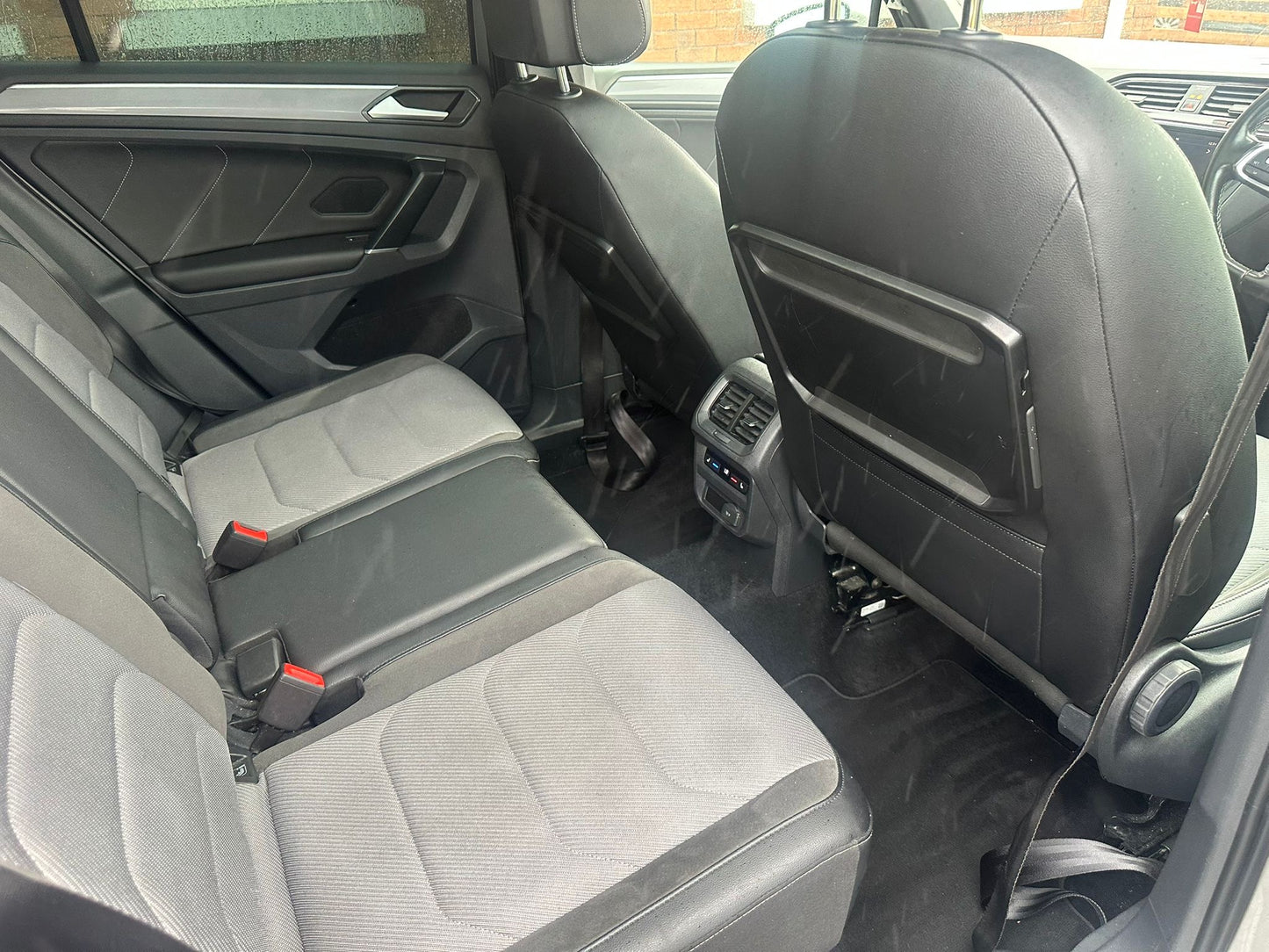 2017 Volkswagen Tiguan R Line