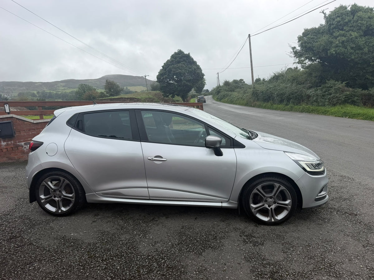 2018 Renault Clio Signature Nav