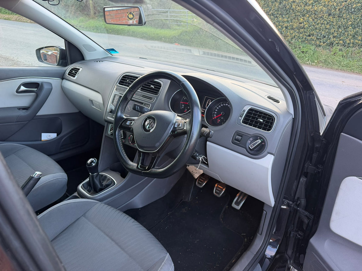 2015 VW Polo Se Design