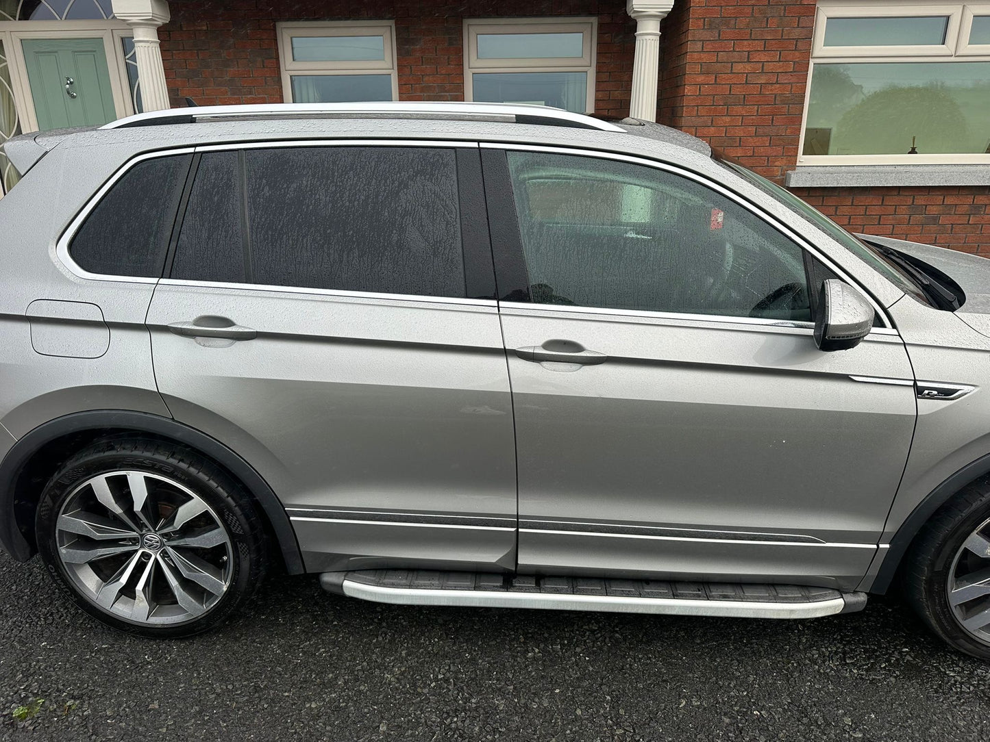 2017 Volkswagen Tiguan R Line