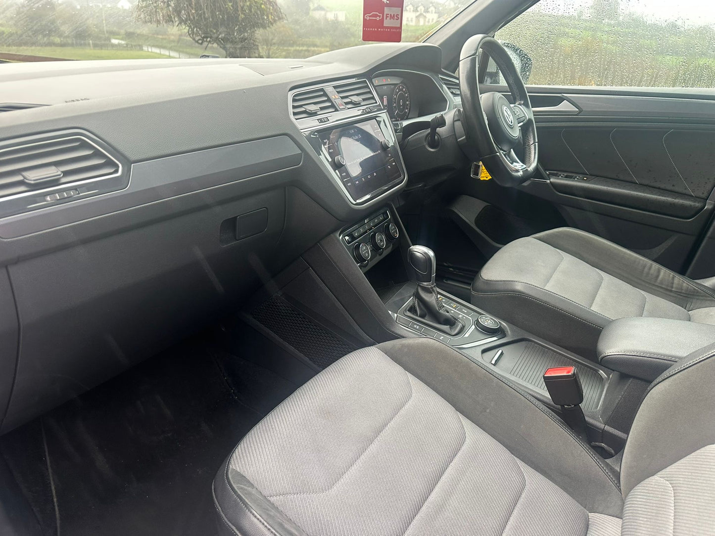 2017 Volkswagen Tiguan R Line