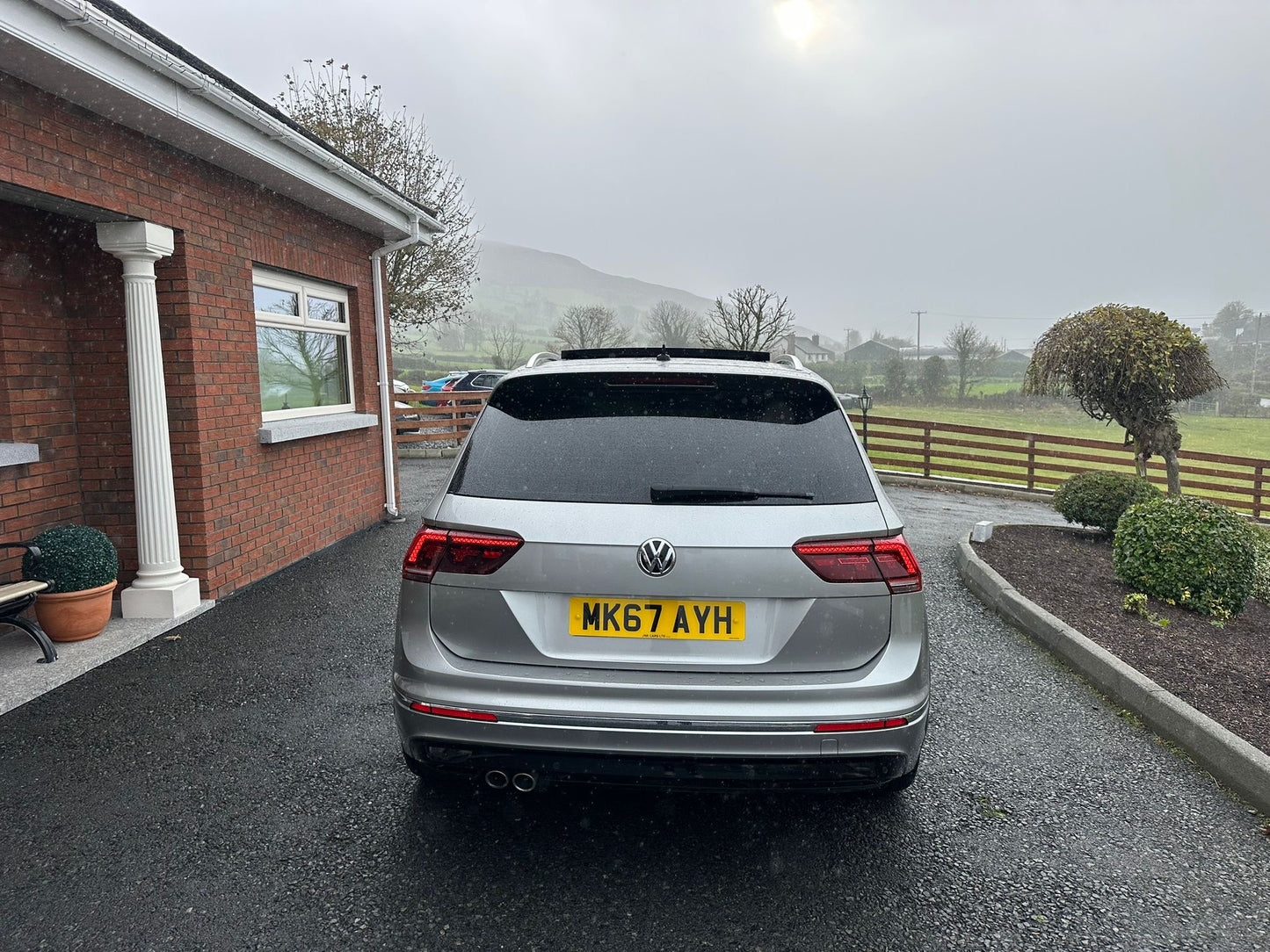 2017 Volkswagen Tiguan R Line