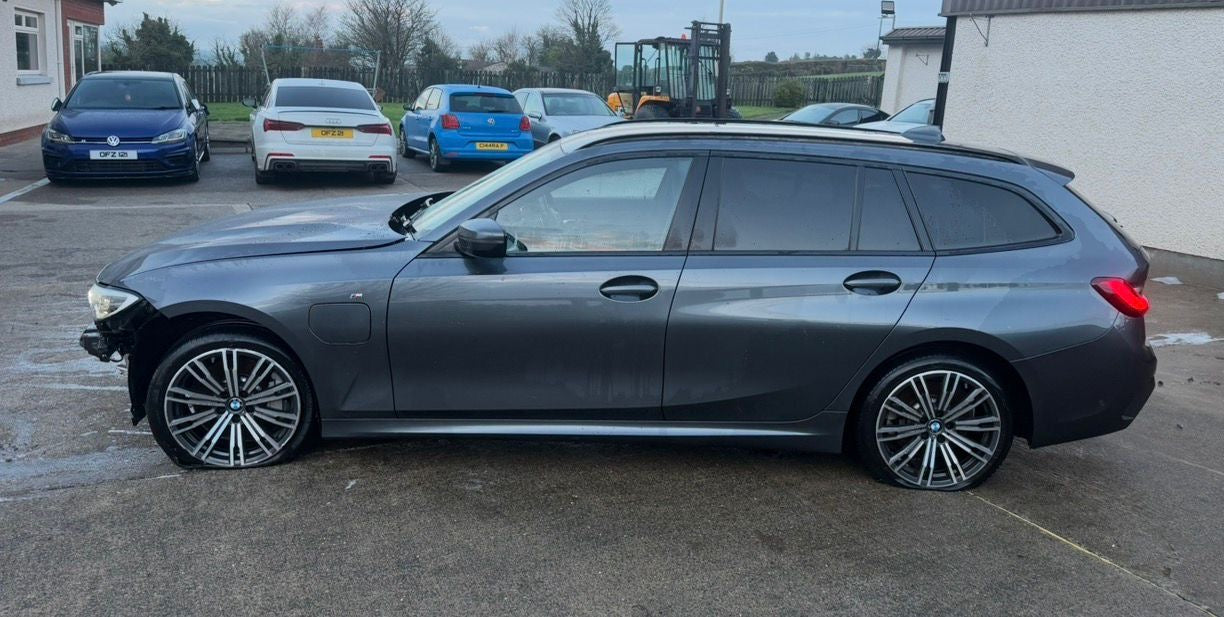 2021 BMW 330e M Sport